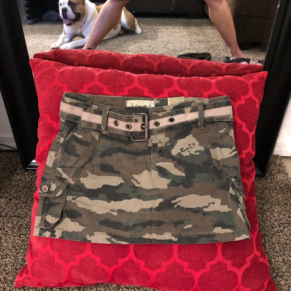 Camo mini skirt-Brand new with tags
